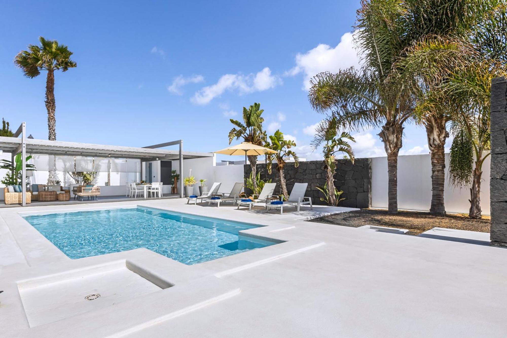 Villa Julia By Villalia ปลายาบลังกา ภายนอก รูปภาพ